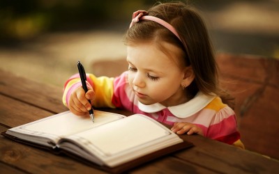 ¿Cómo apoyo a mis hijos con el aprendizaje de leer y escribir?